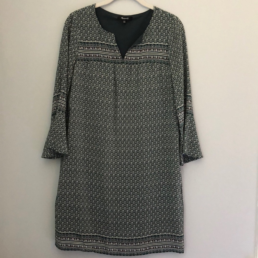 Starland bell sleeve dress in bandana floral silk